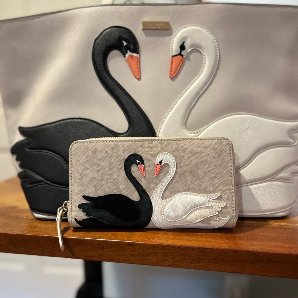 4-piece set 🦢 Kate Spade Swan Around